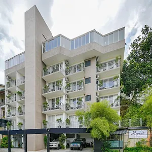 Regent Heights Apartahotel